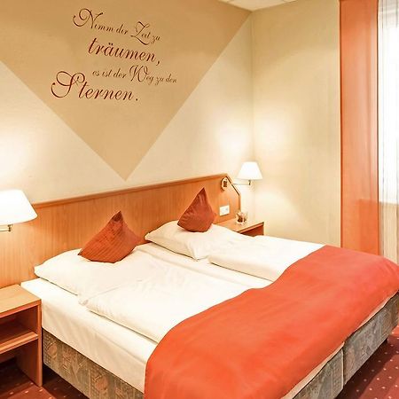 Hotel Restaurant Zum Werdersee Bremen Buitenkant foto