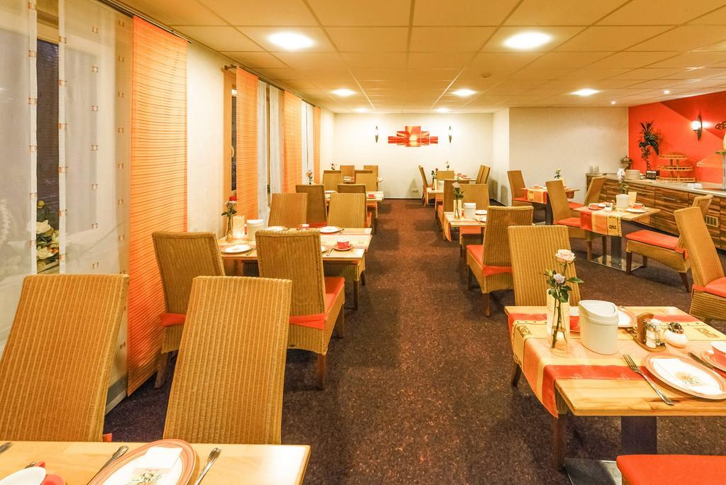 Hotel Restaurant Zum Werdersee Bremen Buitenkant foto