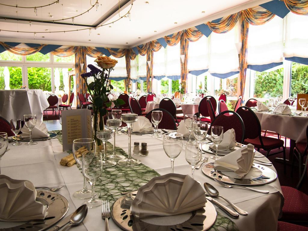 Hotel Restaurant Zum Werdersee Bremen Buitenkant foto