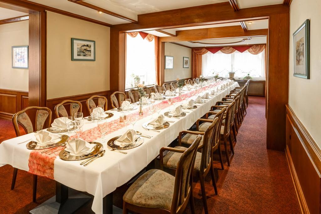 Hotel Restaurant Zum Werdersee Bremen Buitenkant foto