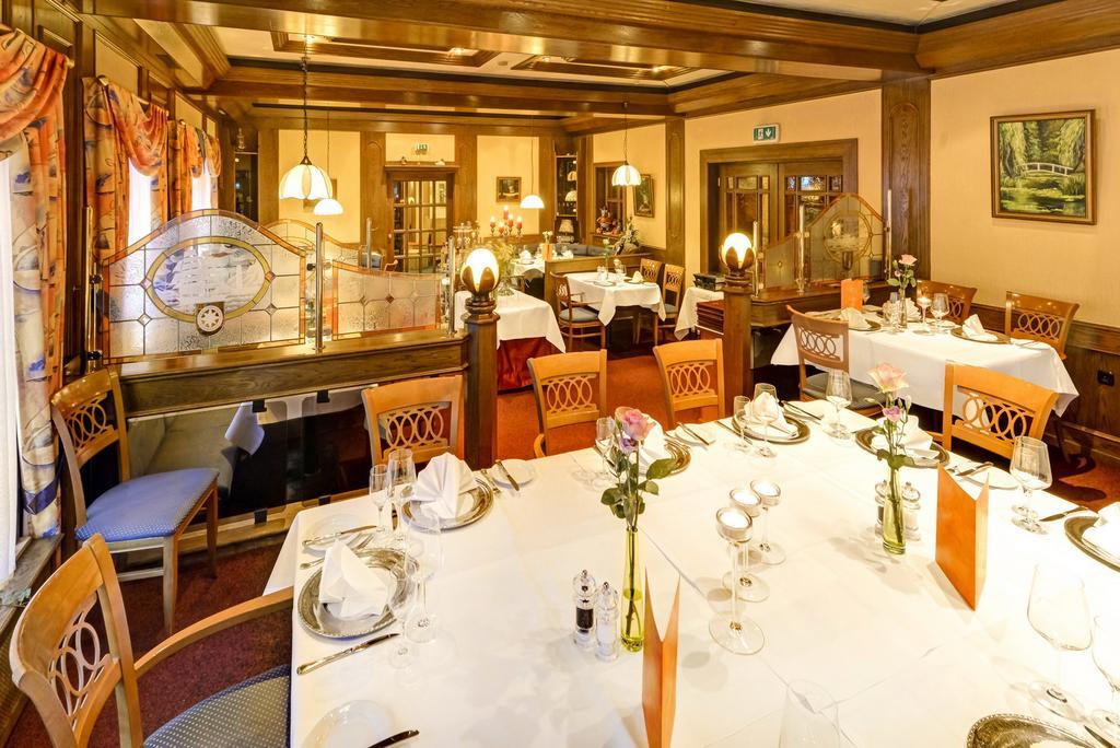 Hotel Restaurant Zum Werdersee Bremen Buitenkant foto